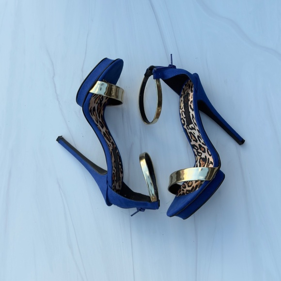 Socialite Blue and Gold Heels - size 7.5 - Picture 3 of 6